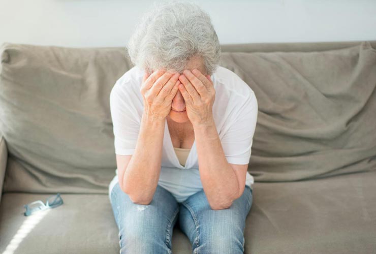 Pensionata-triste-Foto-di-Kampus-Production-da-Pexels-Alganews.it