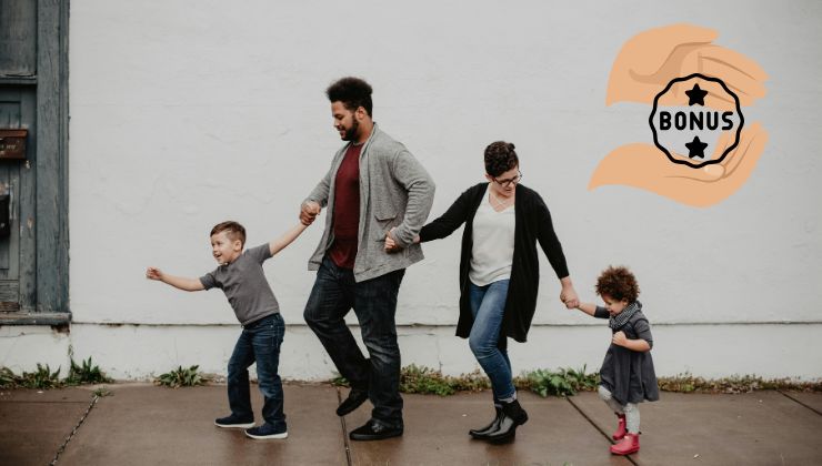 Famiglia composta da padre, madre e due figli