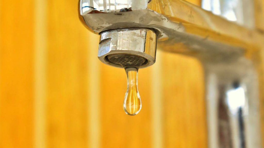 Acqua-dal-rubinetto-Foto-di-Nithin-PA-da-Pexels-Alganews.it