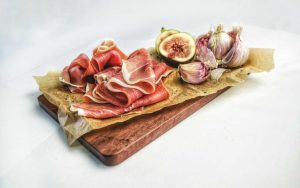 tagliere con salumi
