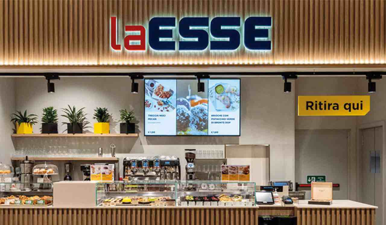 Esselunga in crisi di nervi: apre in Lombardia il boss dei supermercati mondiali | CONCORRENZA SVENTRATA