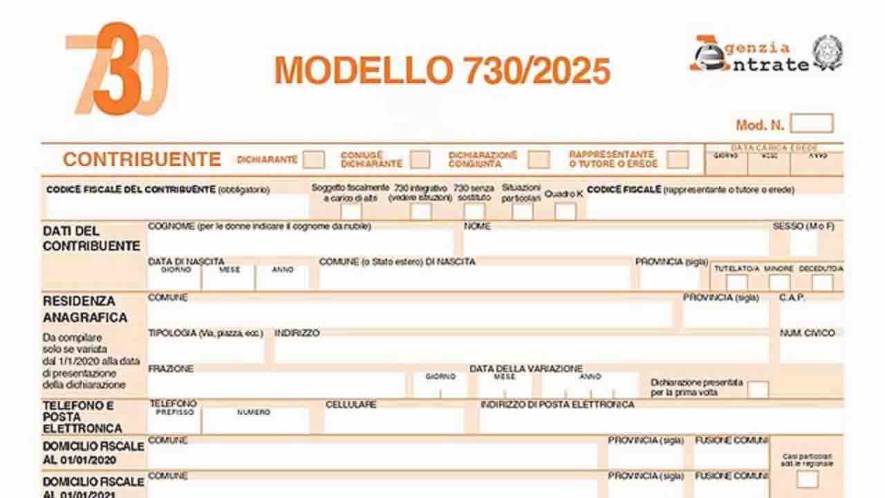 Dichiarazione dei redditi, quest’anno ti scali pure le vacanze natalizie | Te ne vai a Parigi senza spendere un centesimo