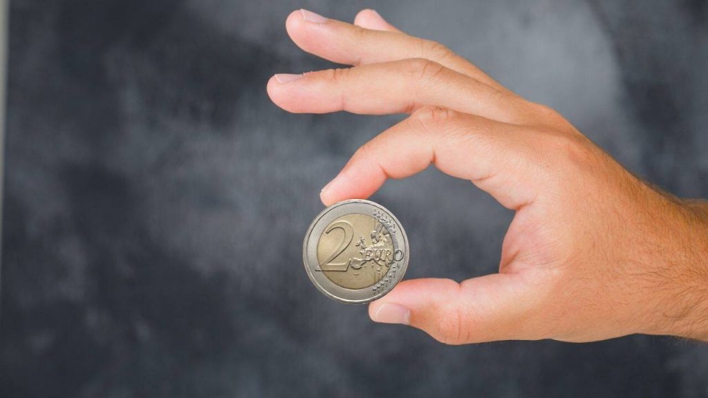 monete rare - freepik mashup - alganews.it