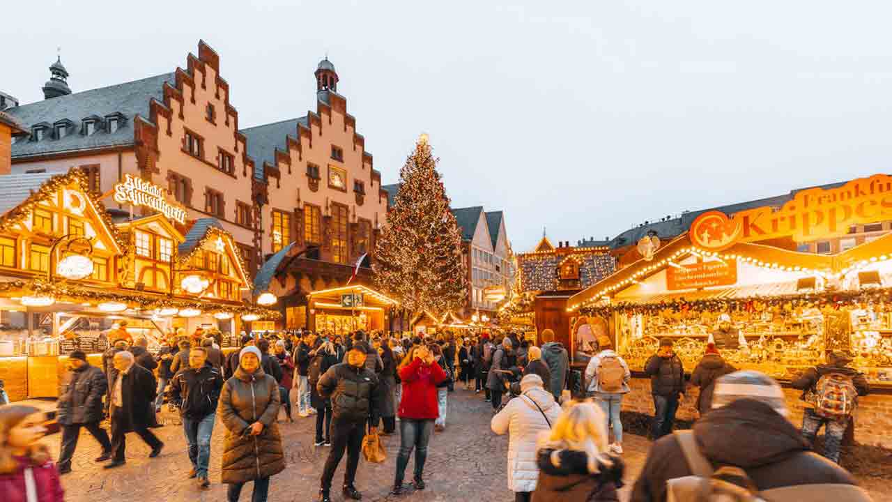 Mercatini-di-Natale-Foto-di-Masood-Aslami-da-Pexels-Alganews.it